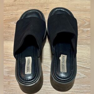 Steve Madden Black Platform Slides